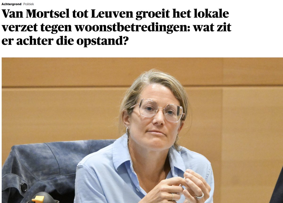 HuybrechtsBritt's tweet photo. De sfeer binnen de regering-De Wever zit duidelijk goed. 

Federaal zal Vooruit naar alle waarschijnlijk vóór woonstbetredingen stemmen, er is immers een akkoord binnen de regering en dus zullen ze wel voor stemmen. In de Leuvense gemeenteraad steunt diezelfde Vooruit dan weer een motie tégen exact hetzelfde wetsontwerp. Niet zomaar ergens, maar in de hoofdstad van Vlaams-Brabant.

Lokaal tegen, federaal voor. Regering #DeWever in vrije val?

En dat in een stad waar de burgemeester van Vooruit is, waar ook een Europarlementslid en een Vlaams Parlementslid van Vooruit zetelen. Dat maakt het contrast alleen maar opvallender.
@vlbelang