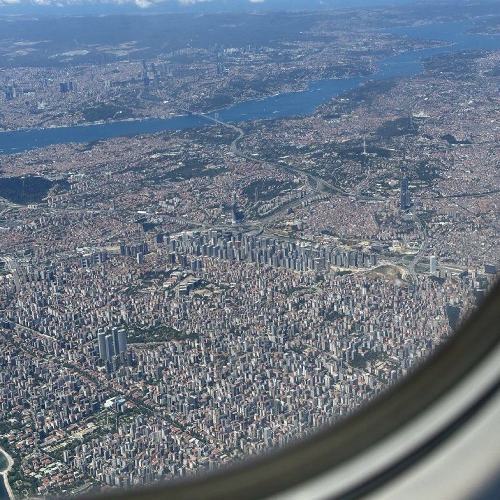 HVMHaber's tweet photo. İstanbul Fikirtepe havadan görüntülendi. https://t.co/mpGR82mjaU