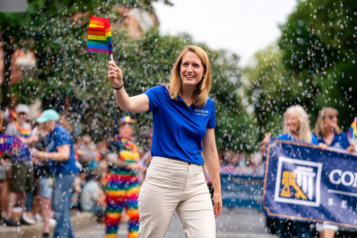 MDComptroller's tweet photo. It was such a great showing at the @fredmdpride parade last week!

Thank you to all who participated in showcasing that a more equitable Maryland makes our state more resilient, more prosperous, and helps every Marylander reach their full potential. https://t.co/5aOstepvRJ
