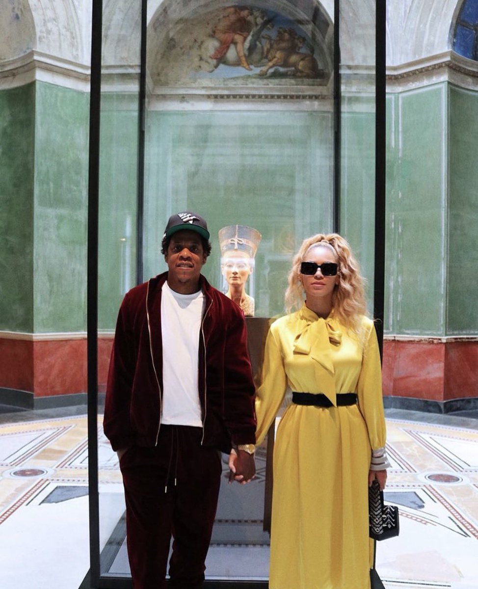 jayzbase's tweet photo. Jaÿ-Z and Beyoncé at the Egyptian Museum of Berlin

6.29.2018 https://t.co/gkaBoYxCyD