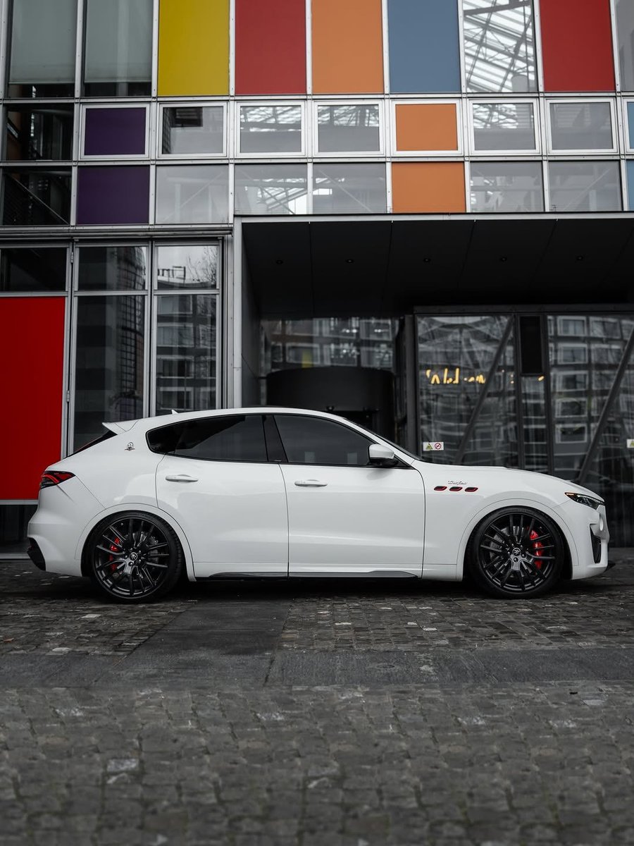 RPMvisualss's tweet photo. Maserati Levante https://t.co/CSDZUPK7hG