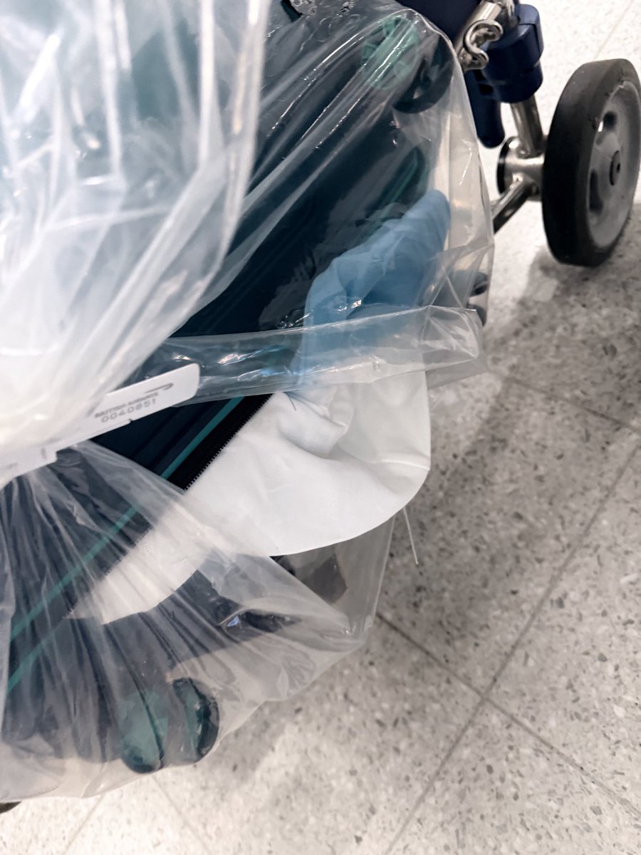 sandyvohra's tweet photo. @British_Airways @AmericanAir @americanair Sad &amp; Disappointed with the condition of my luggage I received in Chicago. The checked in baggage is opened and zip broken with clothes falling, missing items and just pathetic condition it is given to me by American Airlines. This is what you least expect from AA. https://t.co/3V3Kx8yjxK