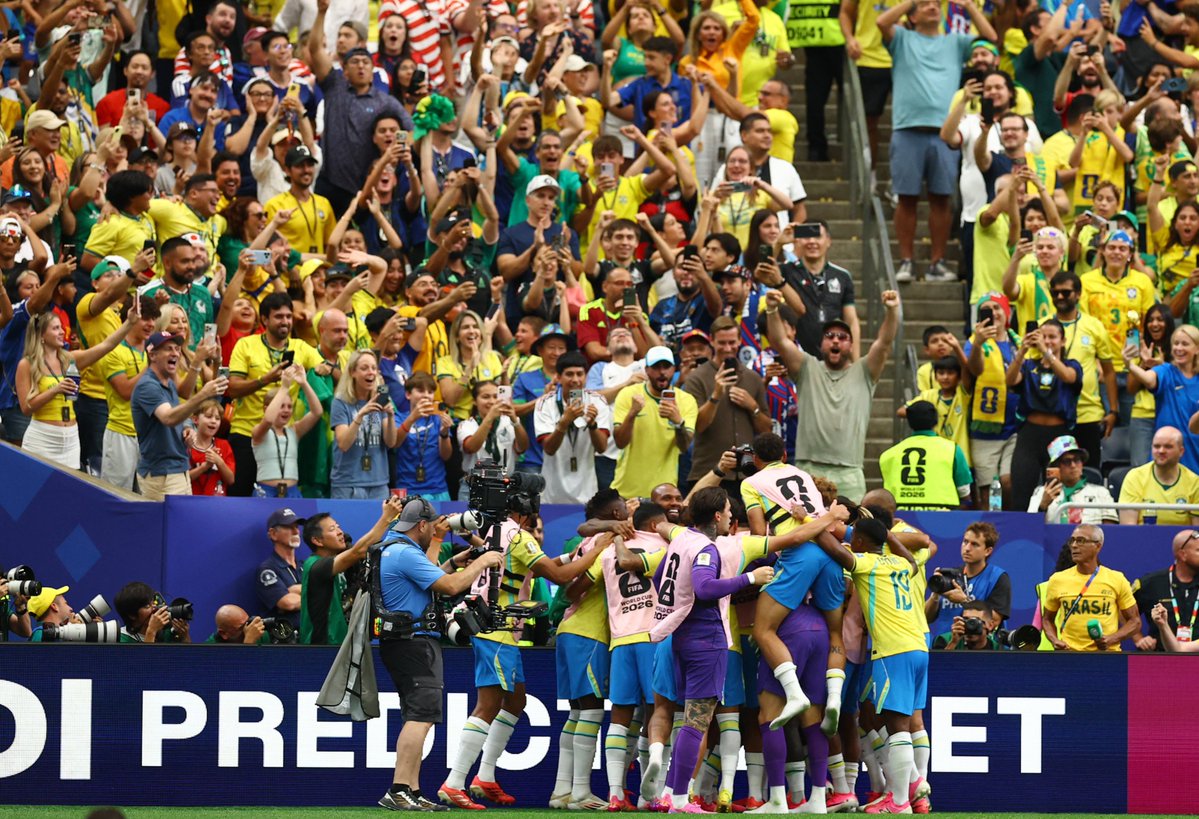 beINSPORTSNews's tweet photo. 🟥 #آخر_خبر | البرازيل 🇧🇷 تبلغ ثمن نهائي كأس العالم 2026 FIFA بعد قلب تأخرها أمام اليابان 🇯🇵 إلى فوز 2 - 1 https://t.co/aKvWG2DUTx