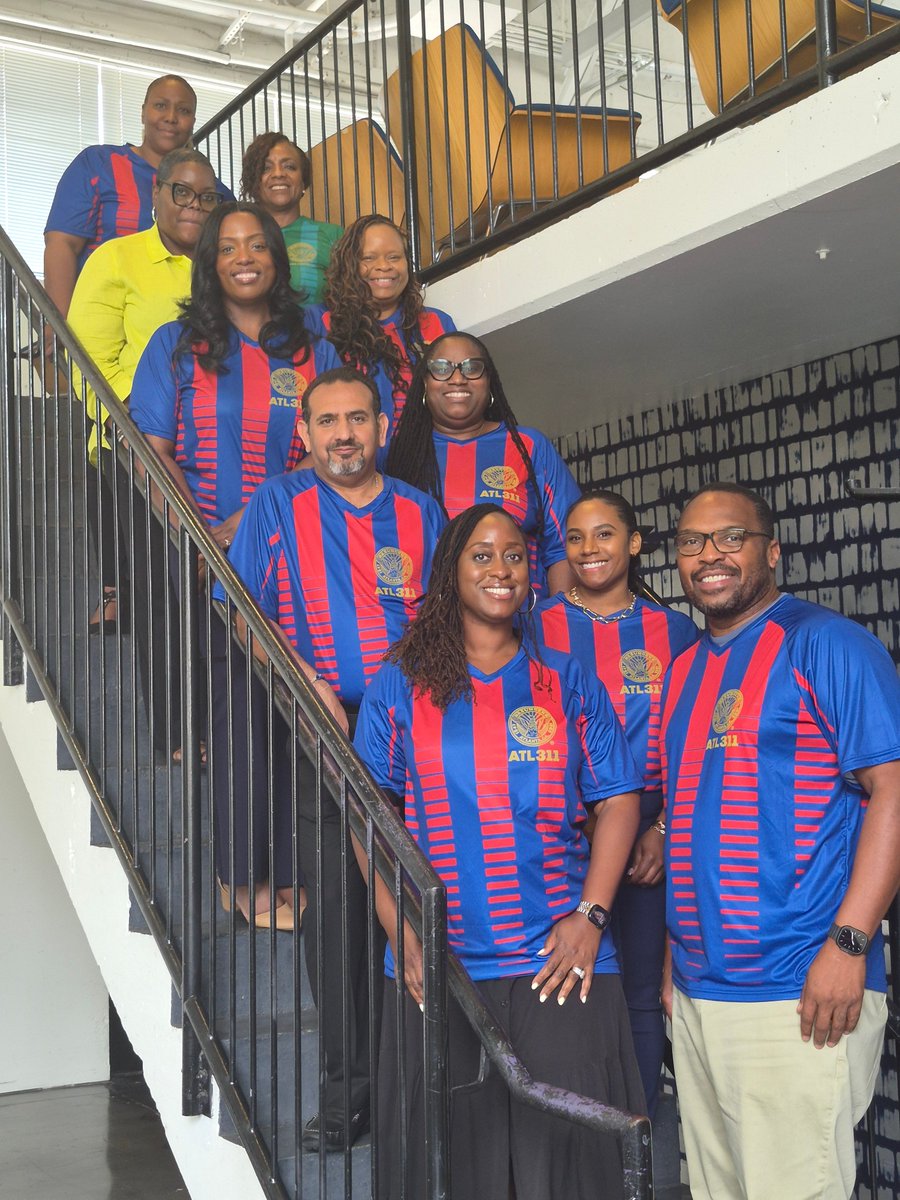 ATL311's tweet photo. 📸 ATL311 Senior Leadership came together for a retreat focused on collaboration, teamwork, celebrating progress, and preparing for the future. And yes...the matching shirts were a nice touch! 💙 https://t.co/22UchEyhwK
