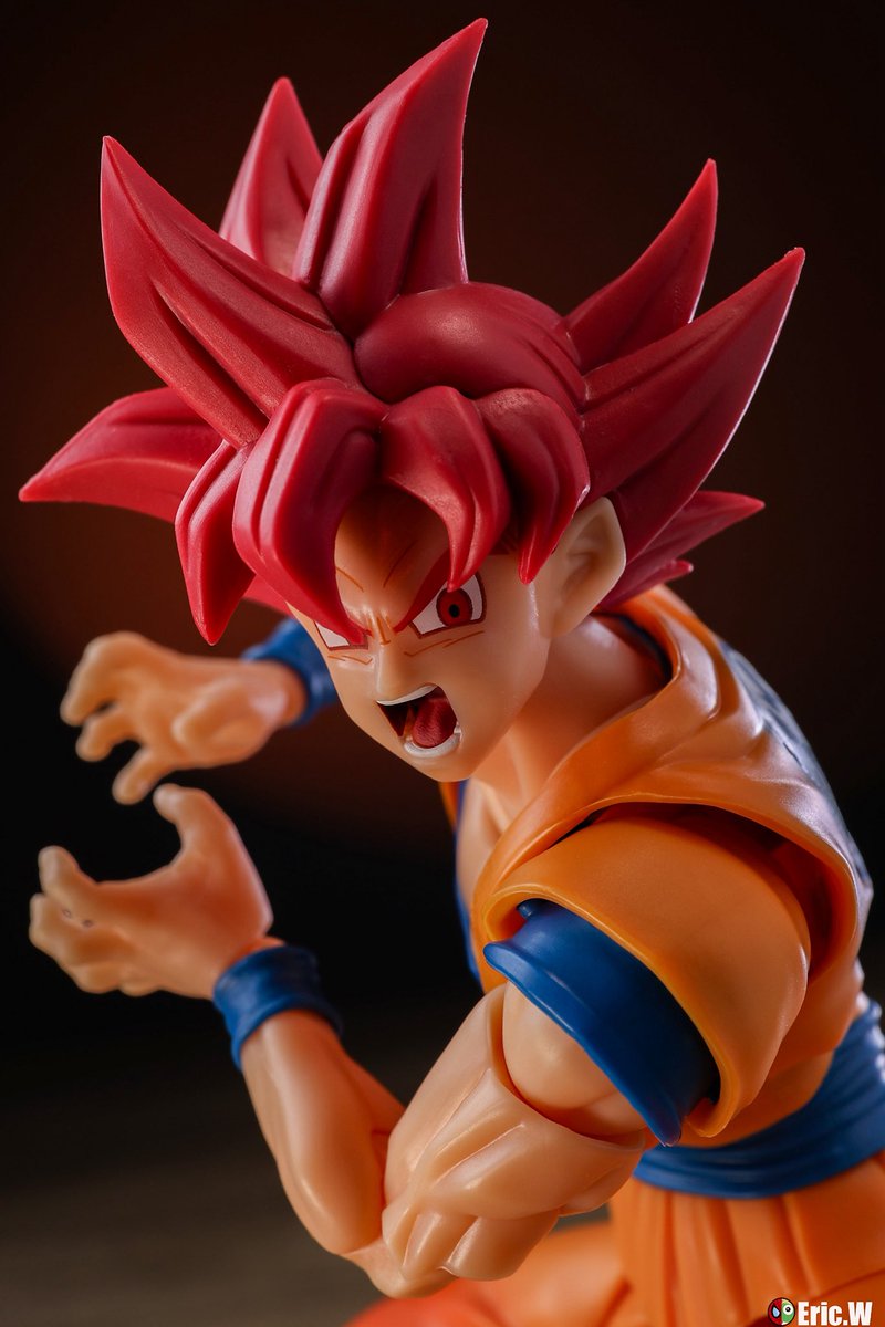 EricW2038's tweet photo. 「すげぇ…！ なんてパワーだ…。神の気ってのは…オラ、ワクワクすっぞ…！」
S.H.Figuarts
超サイヤ人ゴッド孫悟空〈神の気を纏いし姿〉
@t_features 
#孫悟空 #dragonballz #supersaiyangod #shfiguartsphotography #shfiguartsdragonballz https://t.co/KrYOsllyDw