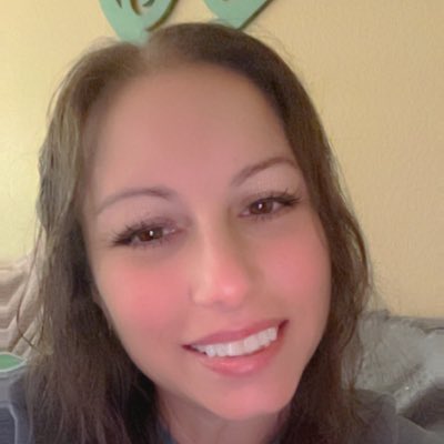 HouseLyndseyRN's tweet photo. #NewProfilePic https://t.co/Rlrd6VqnAb