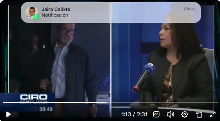 jcromero's tweet photo. Hay cuate en tuiter llamado @YosoyPedrero que, según me cuentan, es uno de esos propagandistas nacidos en el establo de Jesús Ramírez Cuevas. Vi esto donde llama "gatillero mediático" a un periodista sin elaborar un sólo argumento o idea. Pero al mismo (por estupidez o desidia) exhibe los mensajes de coordinación que se estaba enviando con la esposa de Israel Vallarta y otros redactores de la cuatroté. Ni cómo ayudarles...
