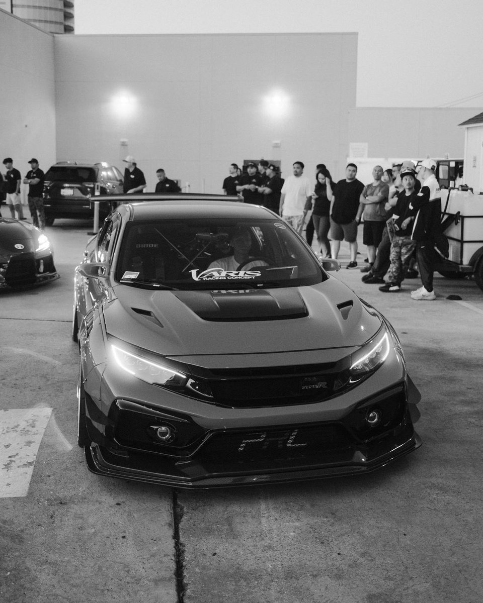 R1Concepts's tweet photo. Best Vendor Booth Vehicle 🫡 🏆️ 🥳 

Much love @wekfest_usa 💙 

@project.r_ ❤️ https://t.co/7167Av1Q0C