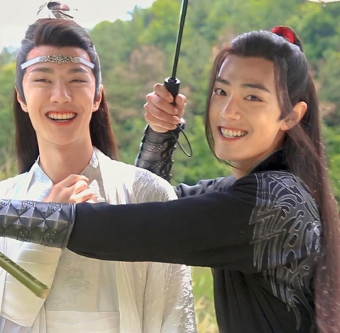 wangzhanie's tweet photo. can they come back to me please ☹️☹️☹️ https://t.co/R0VFcvsVpA