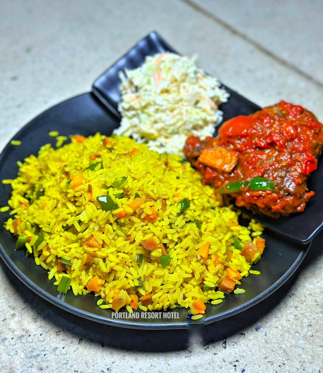 PortlandResort's tweet photo. Don’t let dinner become another “What should we eat?” debate. 😄
We’ve already sorted that out for you.

Join us tonight and make dinner the highlight of your day. 🍽️✨

 Cedarwood Estate, SARS Road, Port Harcourt.
📲For booking and reservation, kindly WhatsApp 09090777666 https://t.co/wTNc1InQVV