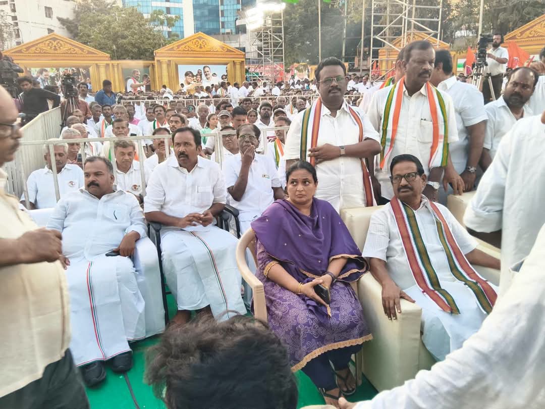 RajeshKumarSMLA's tweet photo. தமிழ்நாடு காங்கிரஸ் கமிட்டி புதிய தலைவராக அன்பு அண்ணன் திரு Manickam Tagore MP அவர்கள் பொறுப்பேற்கும் விழாவில் கலந்து கொண்ட போது.

சத்தியமூர்த்தி பவன் | சென்னை https://t.co/rpDXxc8yLJ