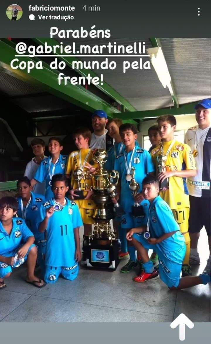 Santoxicofc's tweet photo. GOL DE MENINO DA VILA GABRIEL MARTINELLI 🤍🖤

A ÁGUA DA VILA É DIFERENTE!!!! https://t.co/w9HxtIVK9s