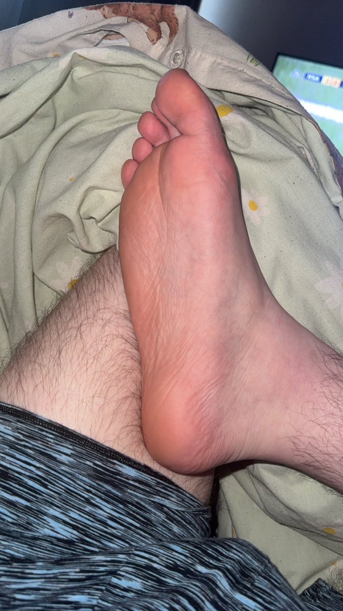 Decfeett's tweet photo. What would you do to them? #gay #feet https://t.co/KANOG3345j