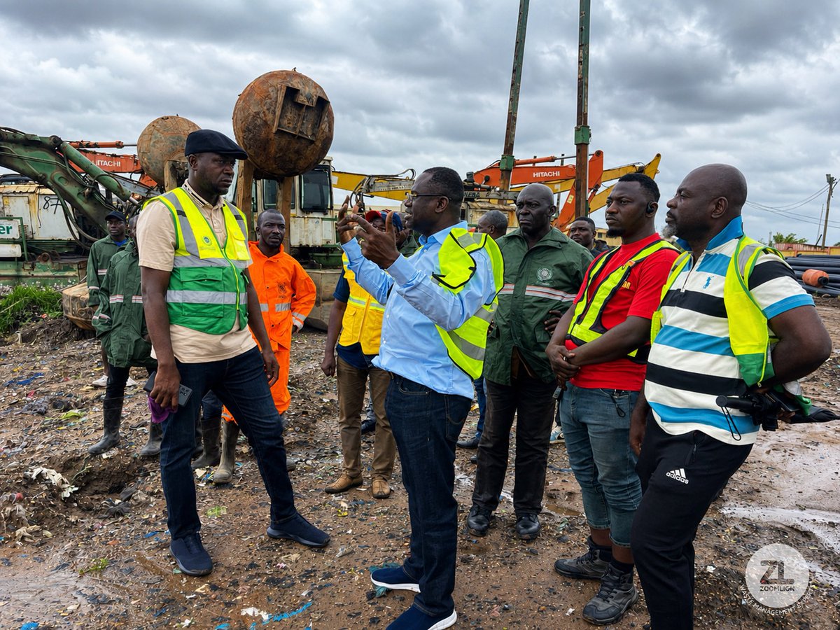 ZoomlionLtd's tweet photo. Insights from the tour will inform immediate drain-clearing interventions and strengthen ongoing flood prevention efforts across the city.

#ZoomlionGhana #FloodPrevention https://t.co/2cONSsqL7q