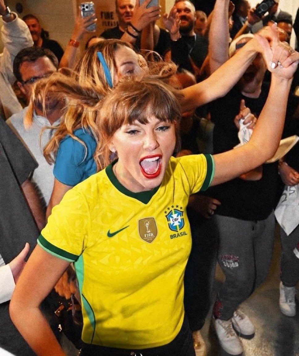 updateswiftbr's tweet photo. AQUI É BRASIL PORRA, AQUI TU NÃO SE CRIA JAPÃO https://t.co/b6oHl8WPbE