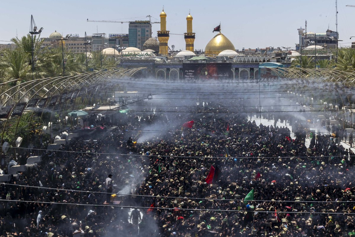 Networkimams's tweet photo. مواكب القبائل والعشائر العراقية تحيي ذكرى دفن الأجساد الطاهرة لشهداء واقعة الطفّ الأليمة في الـ ١٣ المحرم الحرام .

#وفاء_للحسين #الحسين_نهج https://t.co/ytl2tnkigA