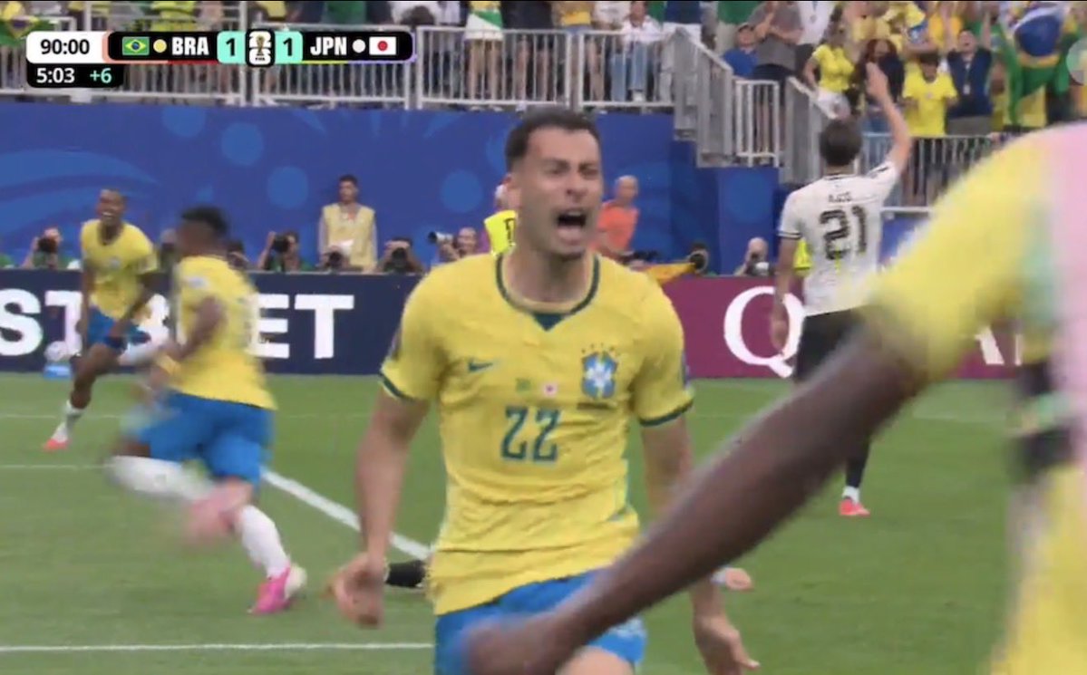 90_Report's tweet photo. 2-1 Brazil.

GOOOOOOOOOOOOOOOOAAAAAAAAAAAAALLLLLLLLLL MARTINELLI !!!!!!!!!!!!!!!!!!!!!! MARTINELLI HAS WON IT FOR BRAZIL IN MINUTE 95 !!!!!!!!!!!!!!!!!!! BRAZIL HAVE WON IT !!!!!!!!!!!!!!!!!!!!!!!!!!!!! THE COME BACK KINGS HAVE DONE IT !!!!!!!!!!!!!!!!!!!!!!! 🇧🇷💫#brazil #japan https://t.co/6ZwPCgjSJL