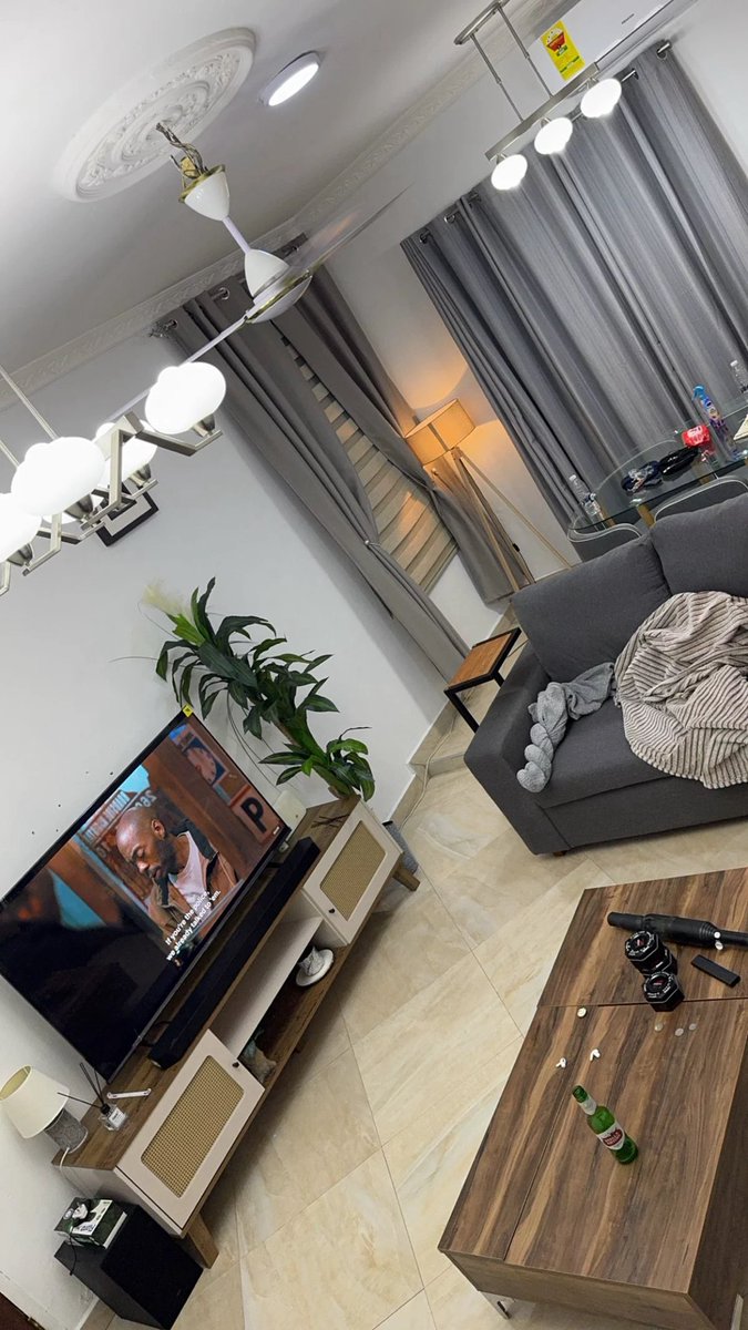 EmekaOghali's tweet photo. Bro,

Nothing beats having your own space>>> https://t.co/SuR7RTUkch