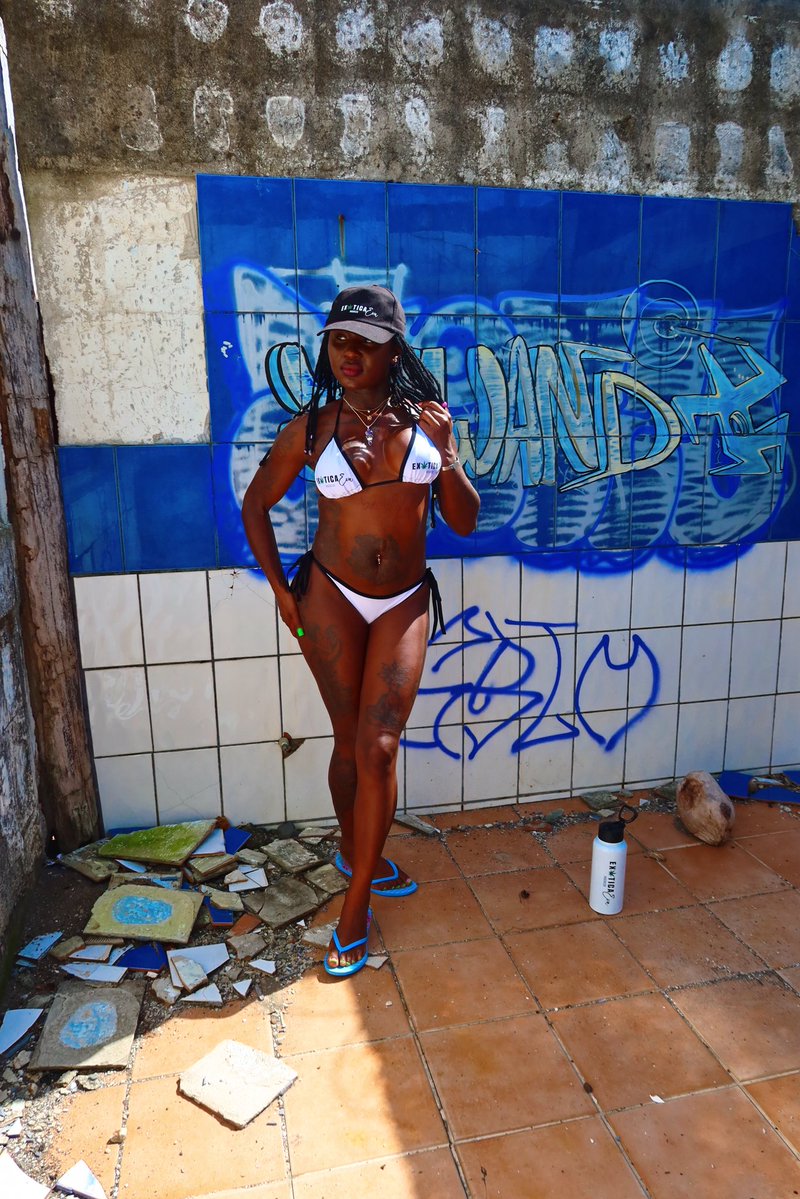 ExoticaEvaMerch's tweet photo. OMG 😱🤩🔥 EXOTICAEVAMERCH SUMMER EDITION — 
GRAFFITI 🫟🍃 COLLECTION SEEN OUT IN ANOTHER COUNTRY 🔥🔥🔥😅 

GRAFFITI COLLECTION 🫟 PART 1,2&amp;3 IS AVAILABLE RIGHT NOW FOR PURCHASE 🙌🏾🛒 UNISEX PREMIUM HIGH QUALITY APPAREL &amp; ACCESSORIES FOR ALL MY $TONERS!

#ceo #outthecountry✈️🌎 https://t.co/ySgUvXubyg