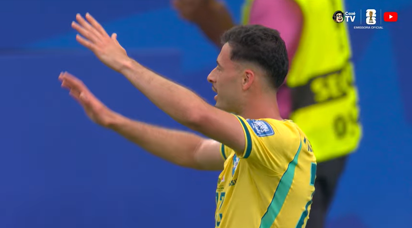 liberta___depre's tweet photo. Você fez alegria de mais de 200 milhões de brasileiros na tarde desta segunda-feira. Obrigado Gabriel Martinelli🇧🇷 https://t.co/n8U6C9rQi5