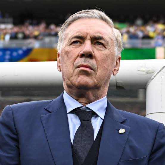 Mario___RM's tweet photo. Qué grandeza tiene este hombre, tal vez no es el mejor tácticamente, pero hace que sus equipos compitan siempre hasta el final a pesar de sus debilidades.

Este partido sin él en el banquillo no lo ganaba Brasil. https://t.co/bXtguqOL52