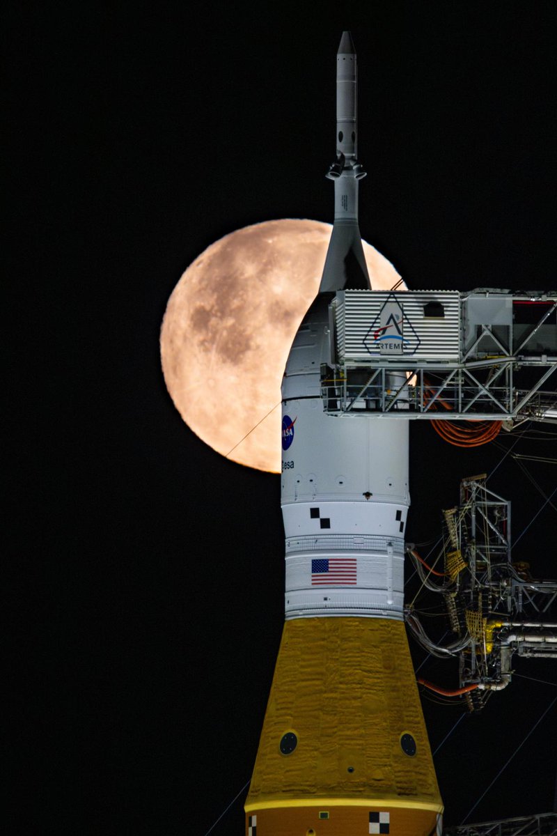 NASAArtemis's tweet photo. Look up tonight! The Strawberry Moon reaches peak fullness at 7:56pm ET (2356 UTC).

Despite its name, the Moon won't actually look pink or red! It's called the Strawberry Moon because many Native American tribes used this full moon to mark the strawberry harvest season. https://t.co/rzDkOew68F