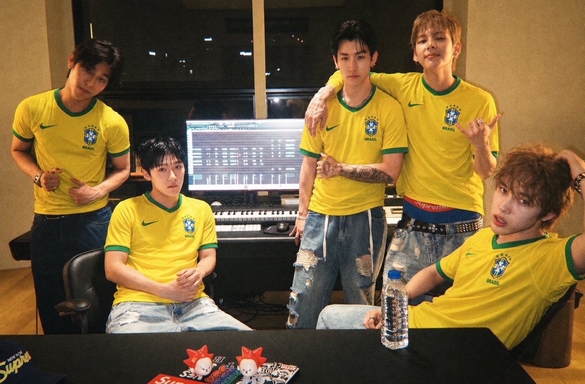 WAYFBOYSBRASIL's tweet photo. BRASIL 🇧🇷🇧🇷🇧🇷🇧🇷🇧🇷 https://t.co/FY5zlT9UZ3