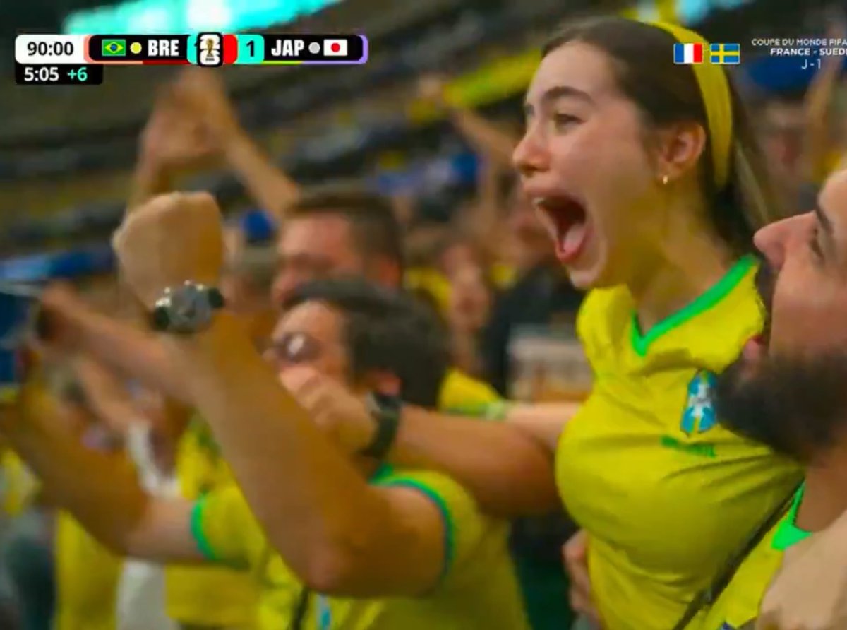tudimebeto's tweet photo. “Si eres mexicano no puedes festejar un gol de otro país”

Yo festejando el gol de mi hermano Brasil: https://t.co/tkjH753yJG