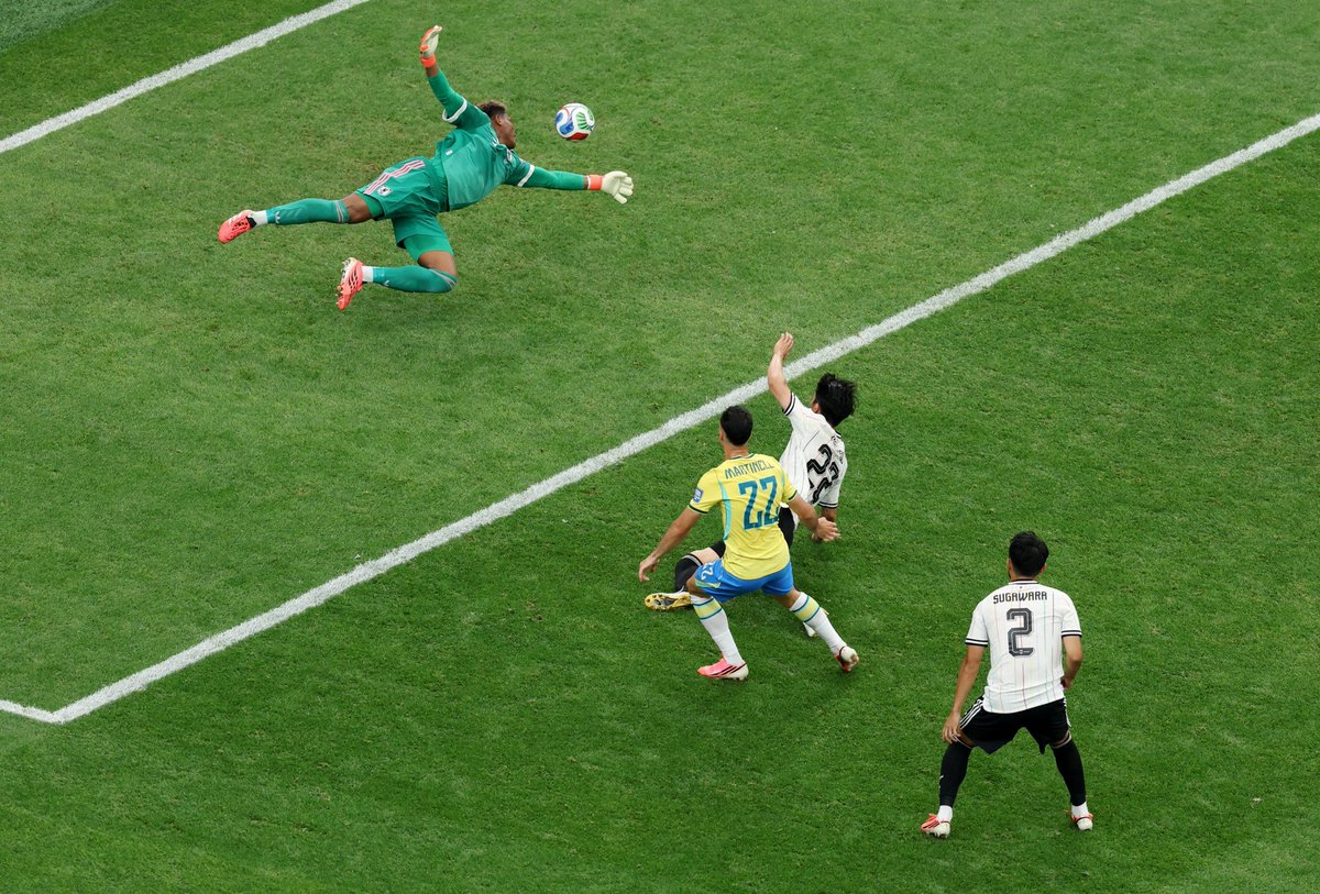 agdws's tweet photo. Parabéns, Brasil, por avançar às Oitavas de Final da Copa do Mundo! Uma grande mostra de caráter para virar o placar e vencer em cima da hora. Sigamos Acreditando Sempre.

Vamos, Brasil! Vamos, América do Sul! https://t.co/OTelmRw2v0
