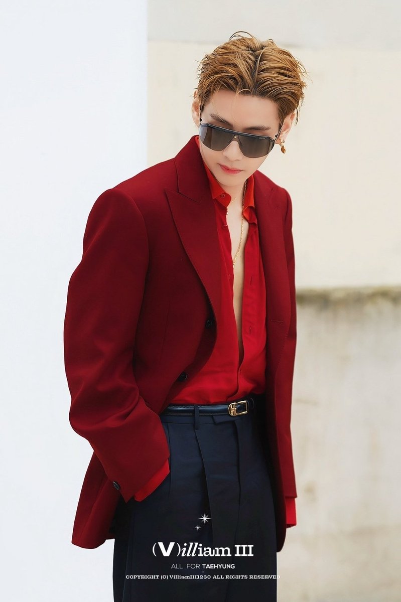 iamGizzie's tweet photo. Taehyung just put an exclamation point several times during the Paris Fashion Week 2026. 

Been there for 2 days &amp; the posts about his attendance &amp; him just being in Paris all decked in Celine Menswear &amp; looking all dashing &amp; gorgeous are too many! 

Celine Prince, Kim Taehyung! https://t.co/uyTEErpcAs