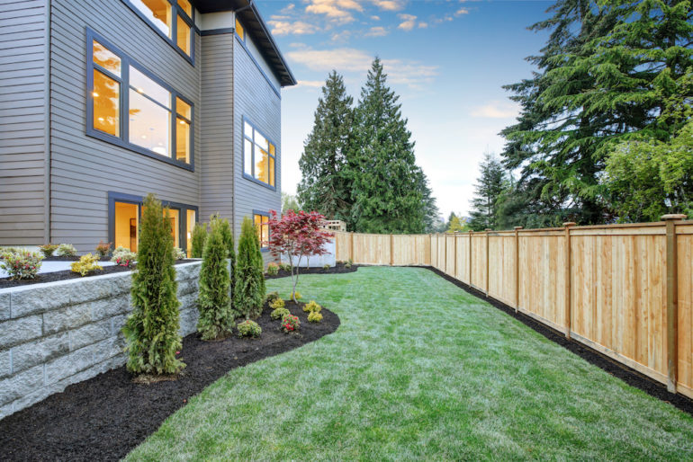 _sirealty's tweet photo. Spruce Up That Forgotten Side Yard https://t.co/OyX0lEA3cb https://t.co/eCnNHE1CiD