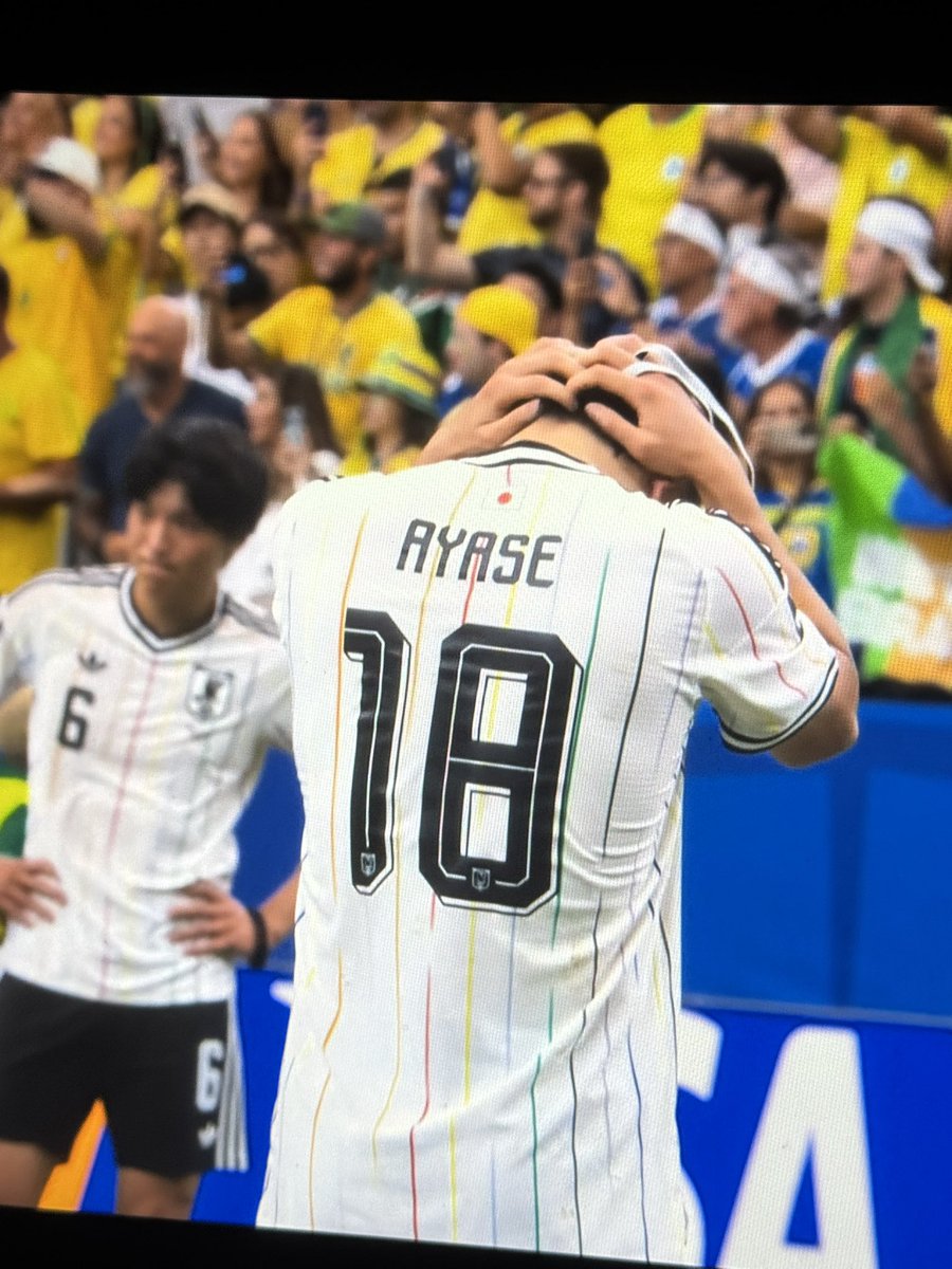 Pedri_Games's tweet photo. 日本代表本当にお疲れ様🇯🇵
すごくすごくかっこよかった。
また4年後帰ってくるぞ！！！！！ https://t.co/76ZUT9jLfJ