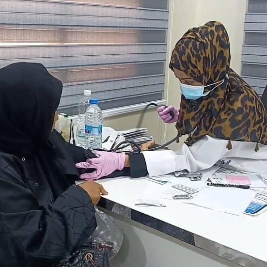 HOMEforHim's tweet photo. As international aid declines, families in Yemen are losing access to essential healthcare. HOME's clinics continue providing critical medical care despite growing needs and limited resources.

Help keep hope alive: https://t.co/LPHQ2RHIFz

#MiddleEast #HealthcareHeroes #Yemen https://t.co/c0I6Lrj5W3