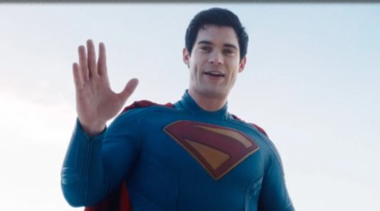 Mrmguffin's tweet photo. I like that supergirl explores Clarks' loneliness via kara's depression and aimlessness. From the second scene in the flashback we see that he's ecstatic to see another living kryptonian regardless of her speaking a language he doesn't understand. It's not until when we get our https://t.co/QGfR8Q8C4c