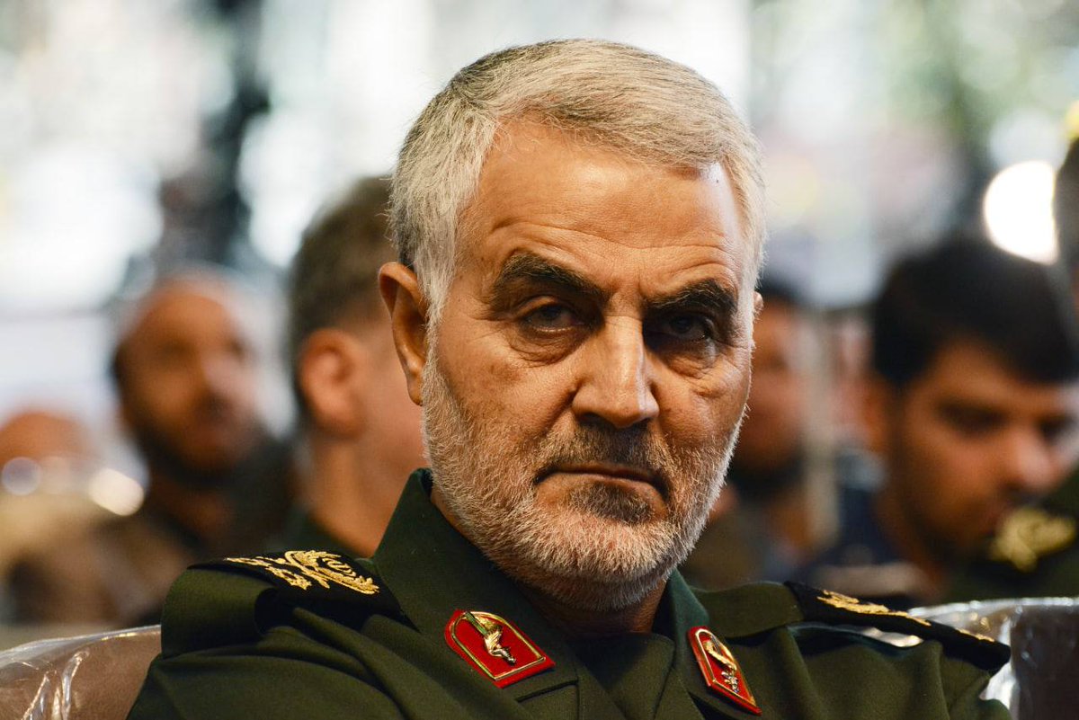 shahidmediaa's tweet photo. برای کسی که تو را واجب القتل میداند آیا امکانی برای دیپلماسی وجود دارد؟

#شهید_حاج_قاسم_سلیمانی https://t.co/kUwhVOj3iZ