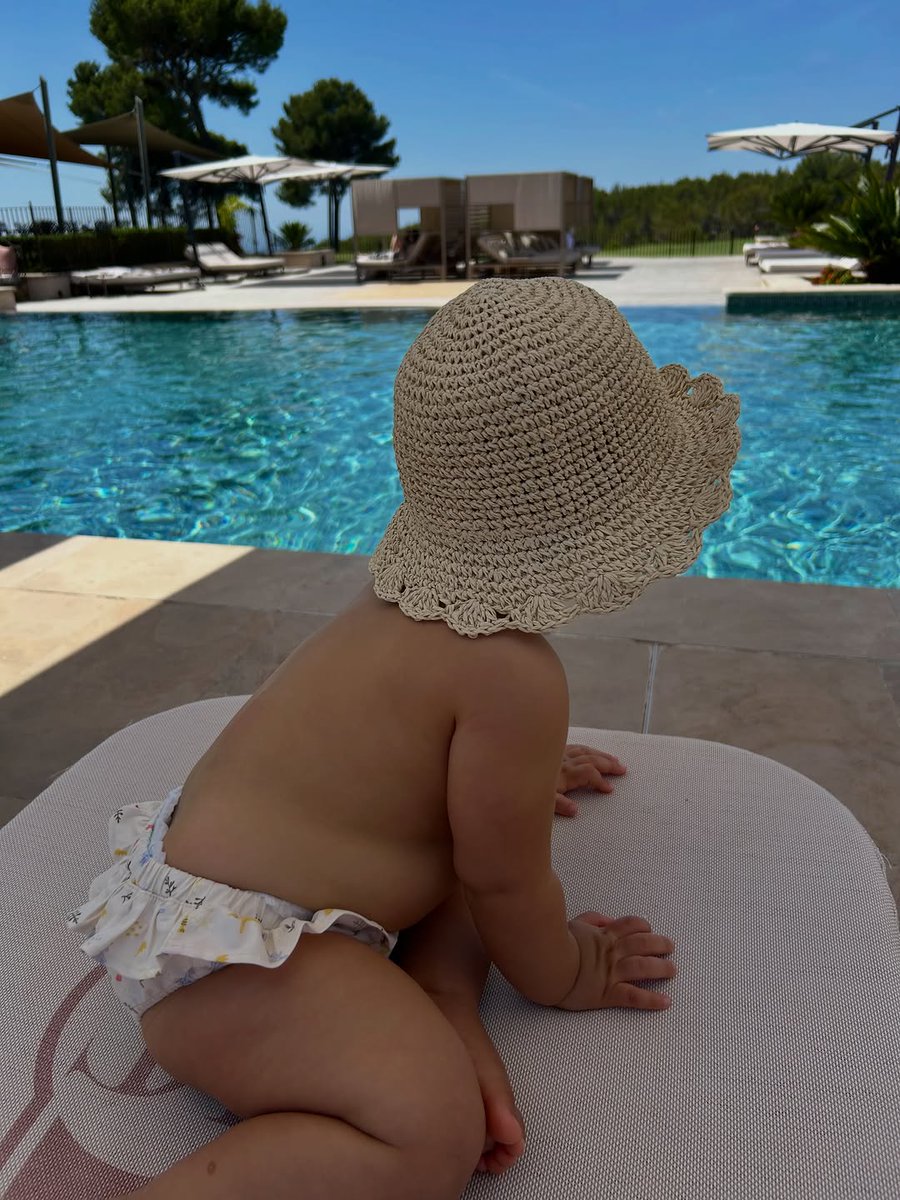 monifajansen's tweet photo. Sofia turns ONE! 🤍💐✨ https://t.co/9TMmW6vGTt