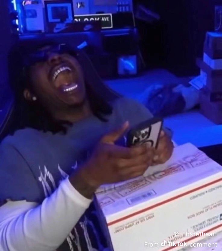 Mr.Make yo bitch go cooooo tweet media