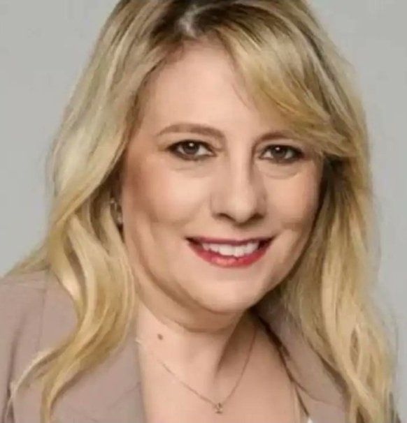 Charlykill666's tweet photo. La peor PANELISTA de la historia de GH. Quién es esta vieja meada?, desagradable, cero carisma, opinologa by Nerea, aburrida y genérica. El público LA DETESTA. Que vuelva al anonimato, lugar que le corresponde

#GranHermanoGeneraciónDorada https://t.co/wi7w8QQoae