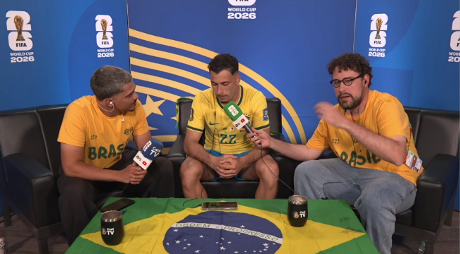 withoutcrocs's tweet photo. o AQ e UEL do Aqueles Caras entrevistando o Martinelli https://t.co/ryMWUi8uqc