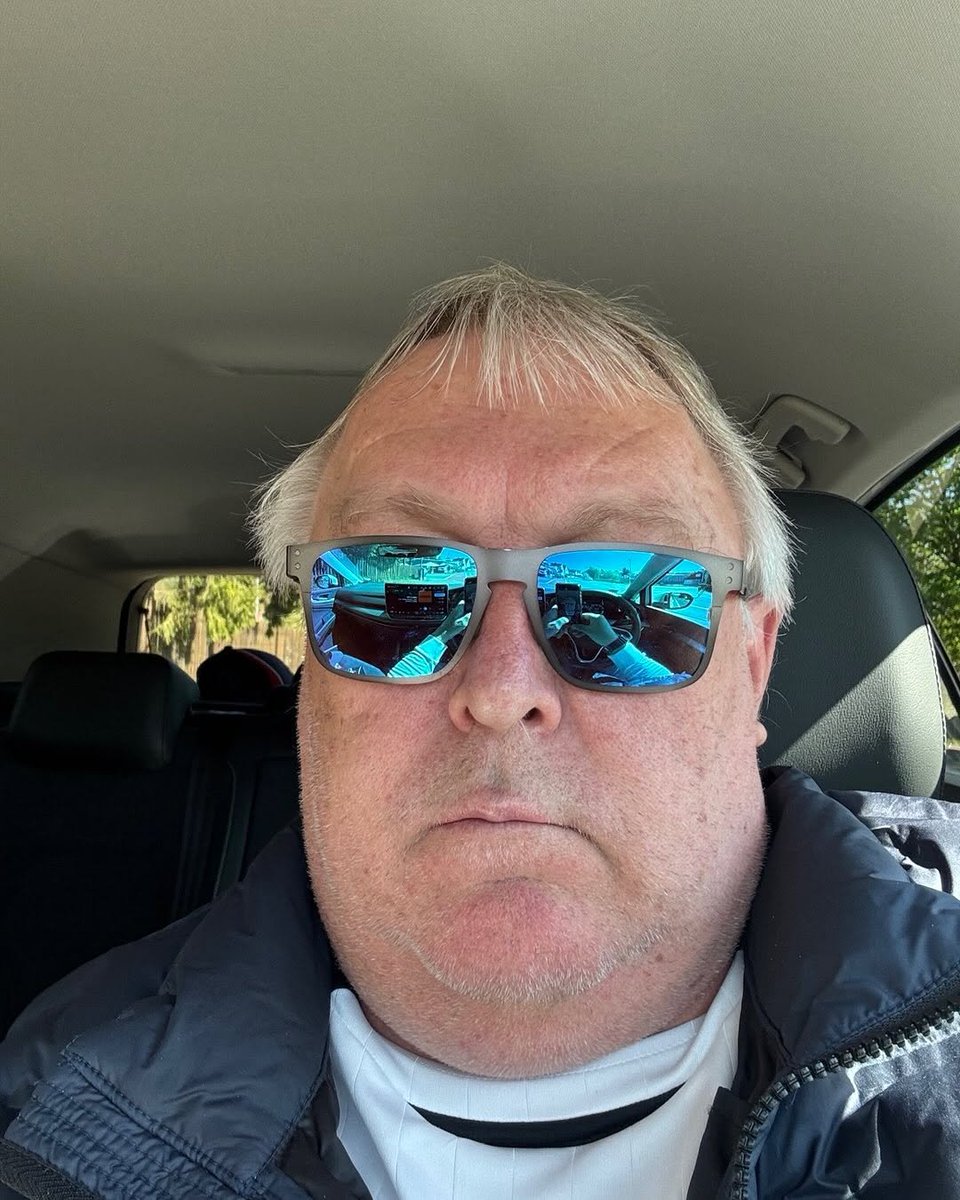 Mike🇨🇦 tweet media