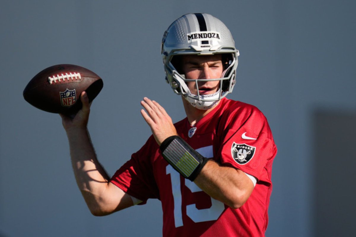 SleeperNFL's tweet photo. With Kirk Cousins on the roster, the Raiders don’t feel they need to rush Fernando Mendoza, per @ryanmcfadden_ 

 “He has impressed many in the building with his work ethic… and ability to quickly find open targets… At the same time, he's had his fair share of growing pains.” https://t.co/pY6kAnCgsU