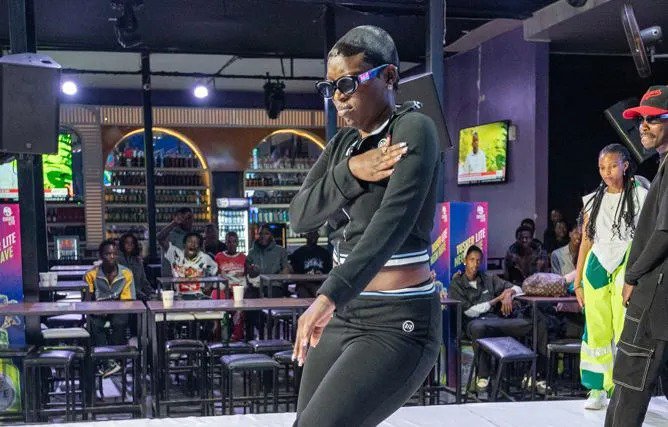 TheMonkeyNow's tweet photo. Tusker Lite Neon Raves Finale Unveils Star-Studded Judging Panel Ahead of July 4 Showdown https://t.co/CUrp9f2pYC https://t.co/yKwGqkYBu1