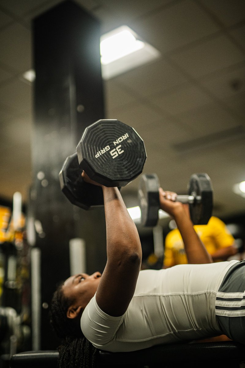 SouthernMissWBB's tweet photo. Back in the lab🥽⛓️

#ELEVATE | #SMTTT https://t.co/T3Hia0UBHB