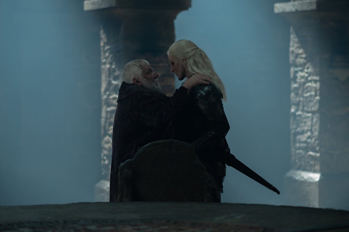 westerosies's tweet photo. New still of Prince Aemond Targaryen and Ser Simon Strong. #HouseOfTheDragon https://t.co/yuL1JtjPM3