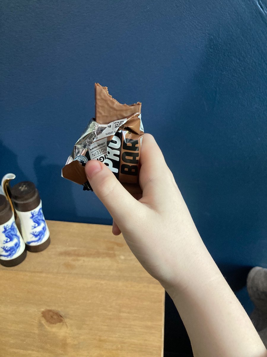 blehhh3347's tweet photo. #edtwtㅤ 
29/06/26 wiat

1180 cals, 156g carbs, 90g protein
+ 10,344 steps and 20 minute leg workout https://t.co/FrUwWBEKRg