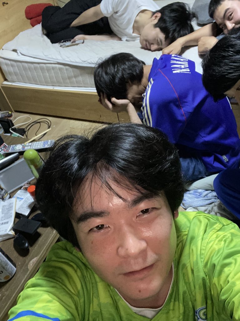 bebebesusuru's tweet photo. また四年後！！！ https://t.co/cW63M7iL6l