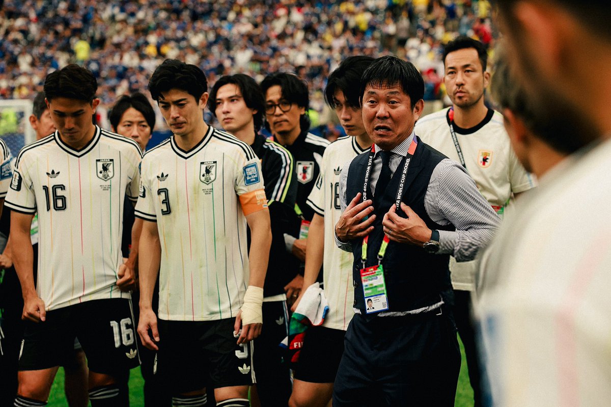 _gjr7's tweet photo. Japan players 💔🇯🇵 .
#FIFAWorldCup | #BRAJPN https://t.co/DSaNVXDbOc