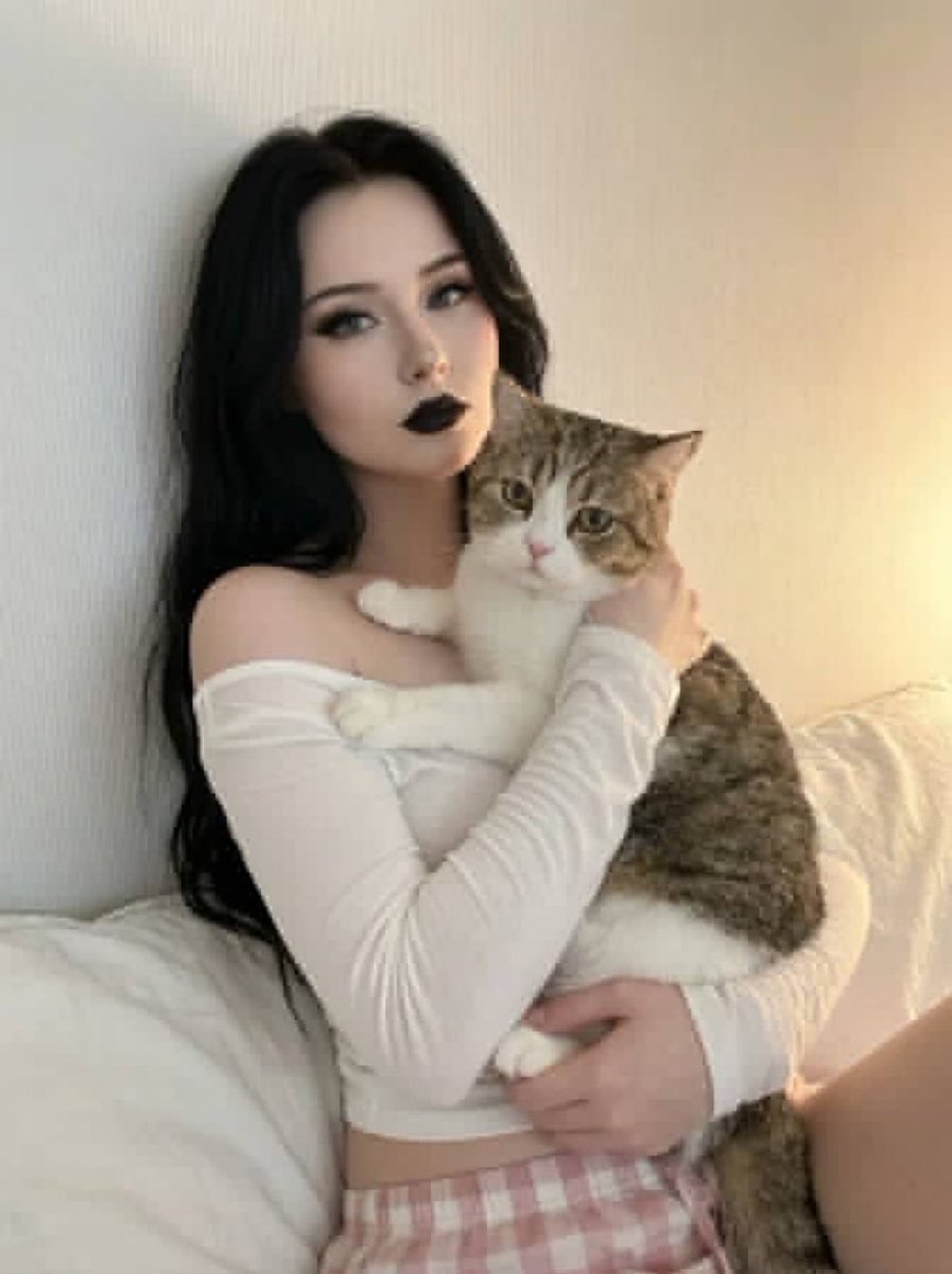 🖤 𝕰𝖑 𝕲𝖔𝖙𝖎𝖈𝖆 🤍 tweet media