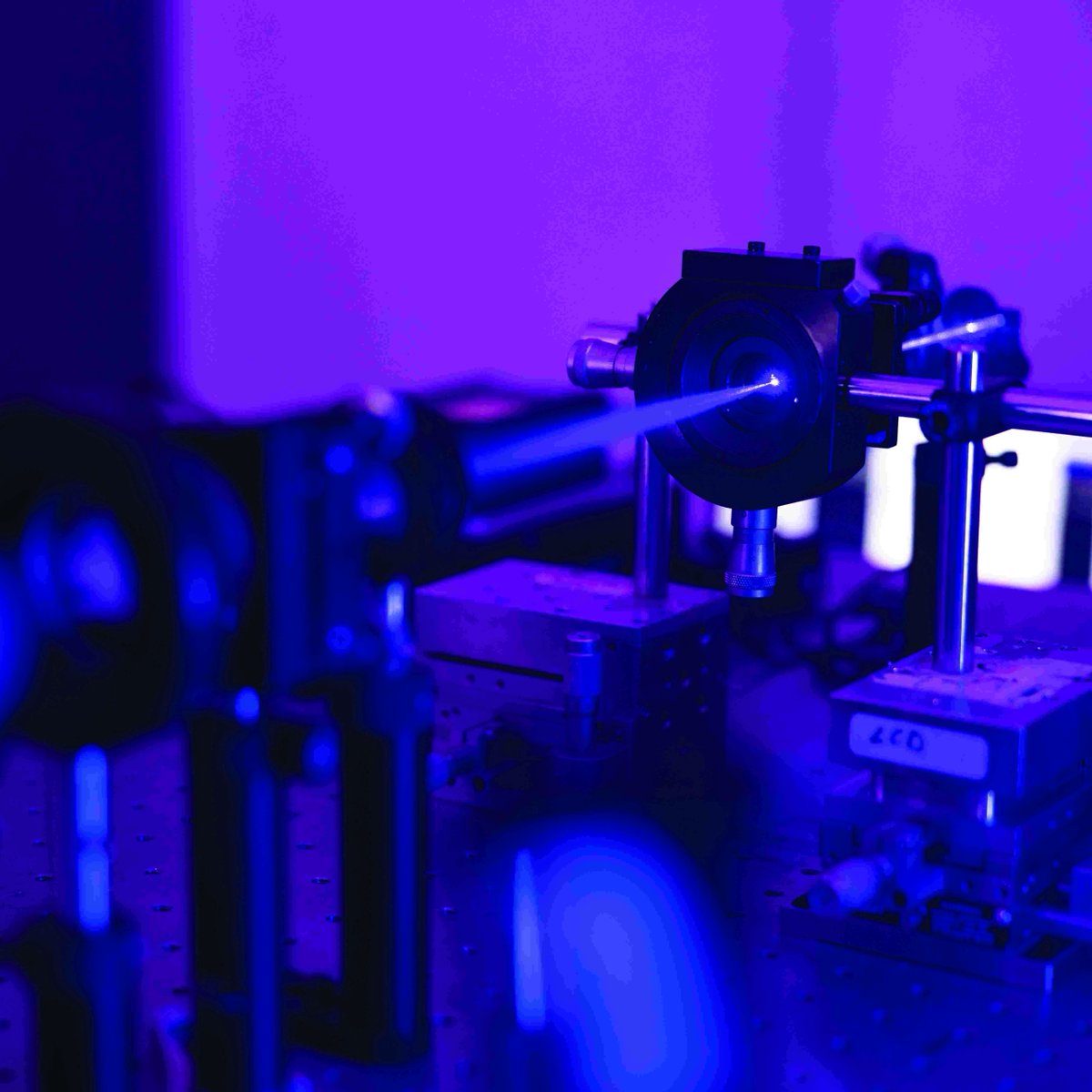 OPNmagazine's tweet photo. "Can partially coherent light outperform coherent light in applications involving optical information processing? Recent developments indicate that the answer is yes." 

Read the OPN feature article to learn more about structured coherence: https://t.co/eWPJSc9PPw https://t.co/xRAzeH5aPi