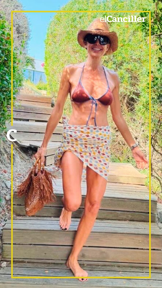 elcancillercom's tweet photo. [REDES] Con su estilo único, Juliana Awada hizo una pausa en la agobiante rutina y disfruta de unas vacaciones en España.  📸 https://t.co/tVvKA94J7X